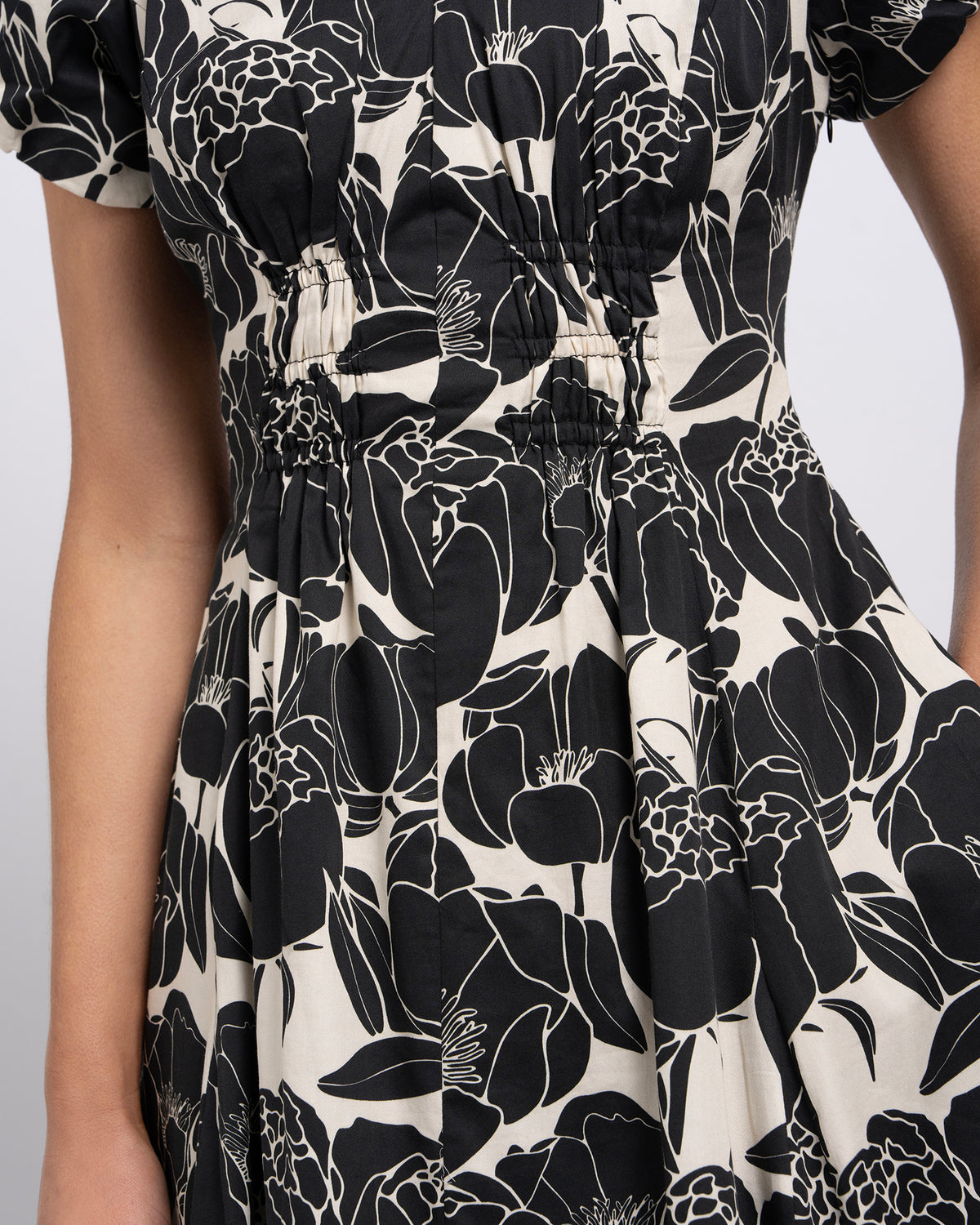 Abbey Women's Peony Floral Midi Dress