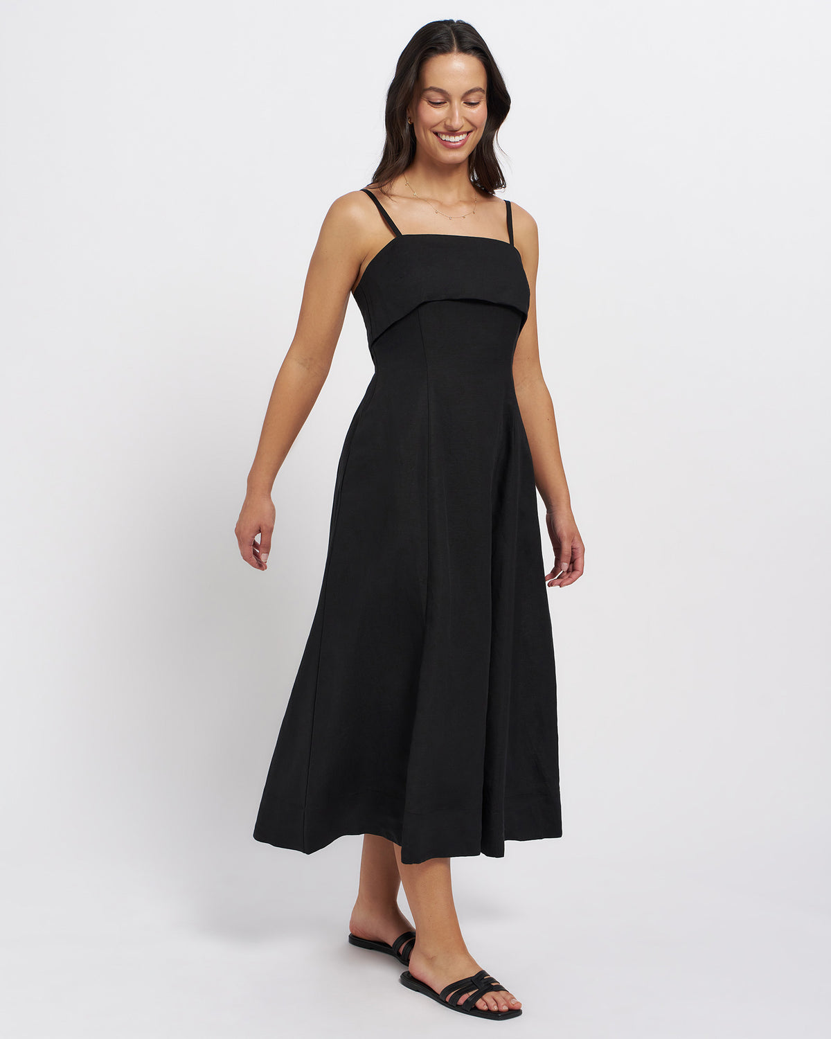 SD935700-Black_018