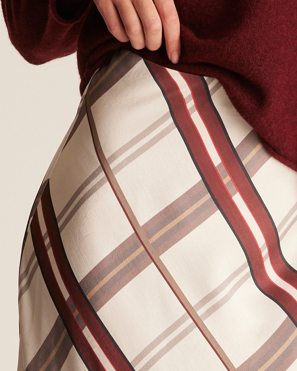 Roselle Skirt - Creme Scarlet - Stella Clothing